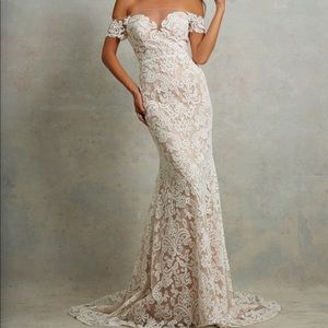Tara Lauren Henley Wedding Dress‎
